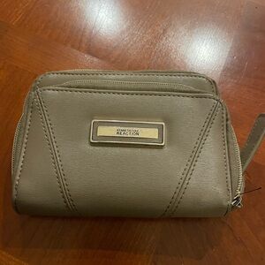 Kenneth Cole Reaction wallet